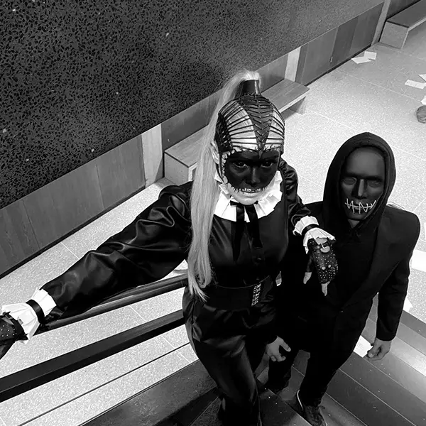 dark electro metal skynd