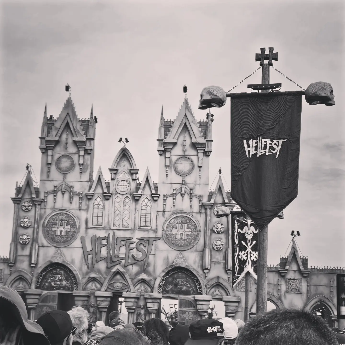 hellfest festival metal entree