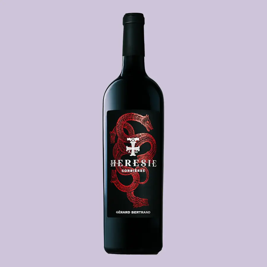 vin etiquette gothique et dark